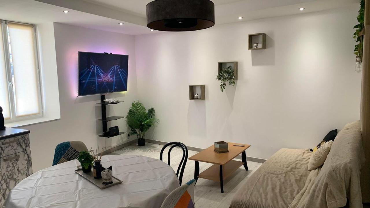 T2 Cosy Matelas 5* / Ecran Plat Qled Macon Exterior photo