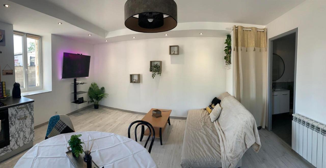 T2 Cosy Matelas 5* / Ecran Plat Qled Macon Exterior photo